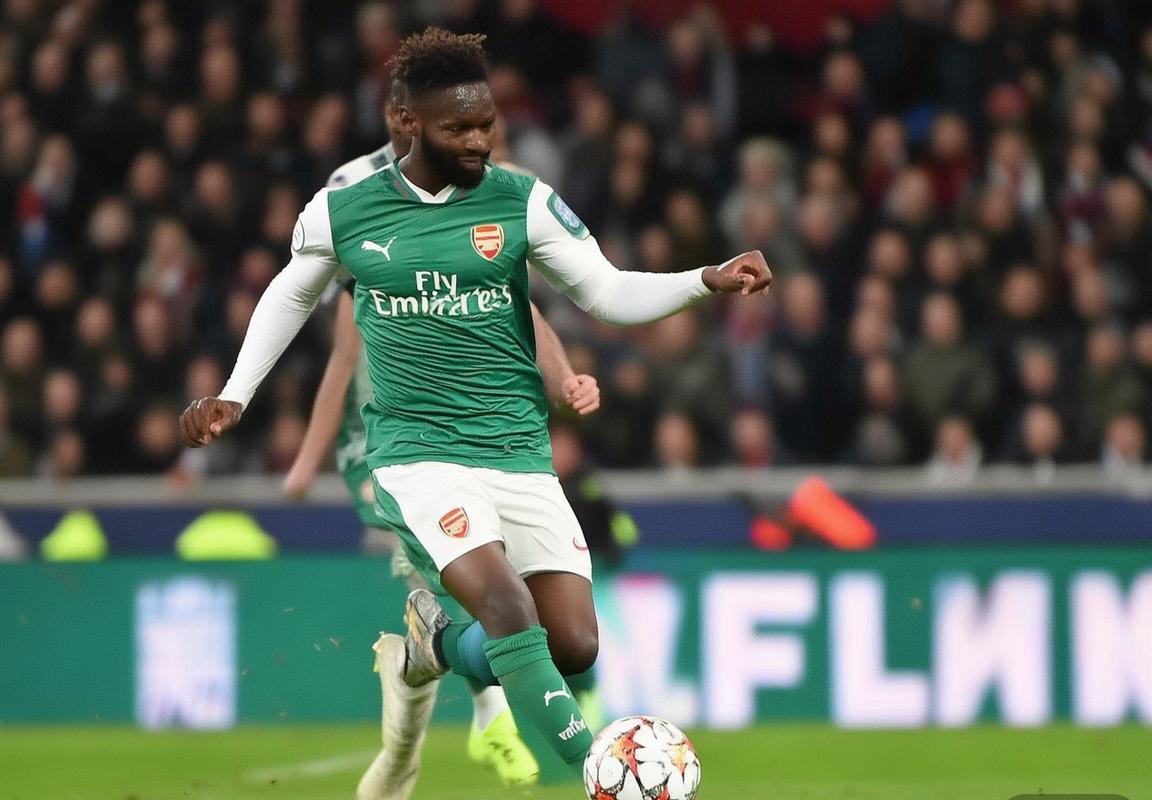 欧冠小组赛冷门频出：萨卡破纪录闪耀，死亡之组出线形势白热化